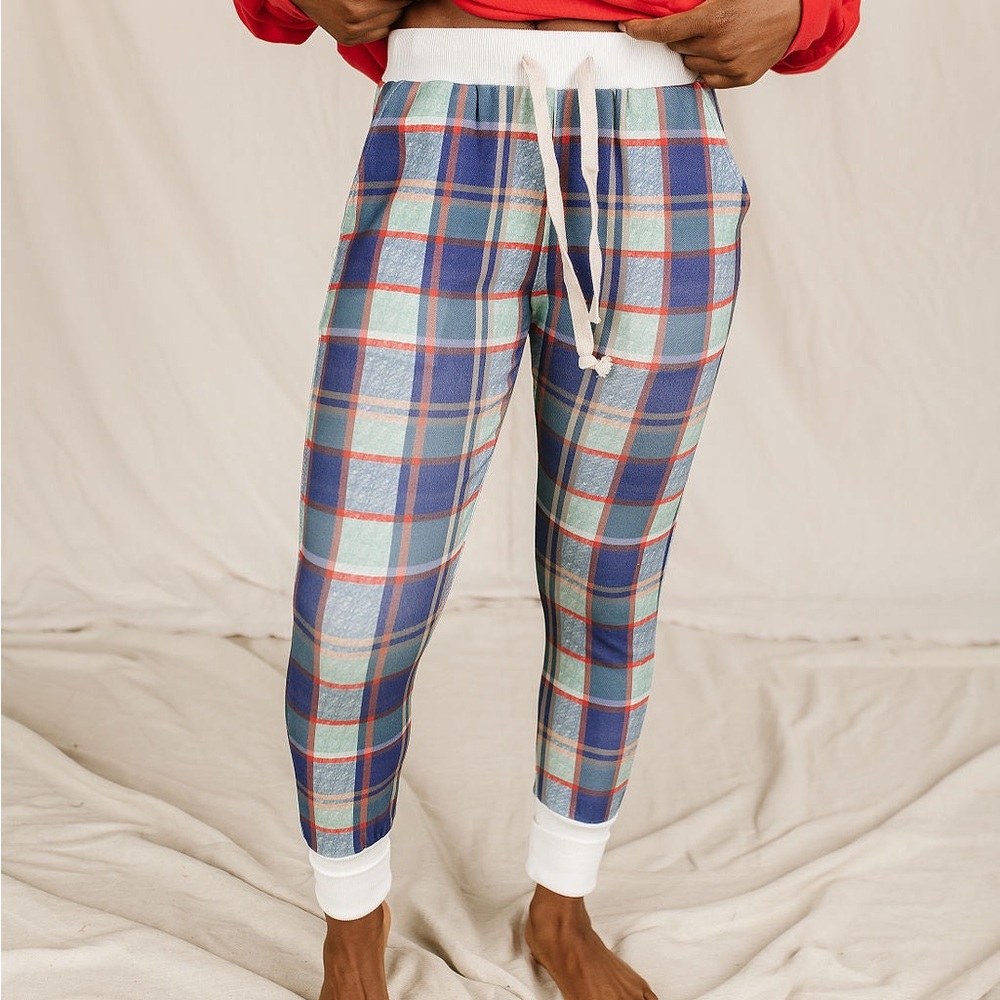 Ampersand New And Improved Joggers | Merry & Bright